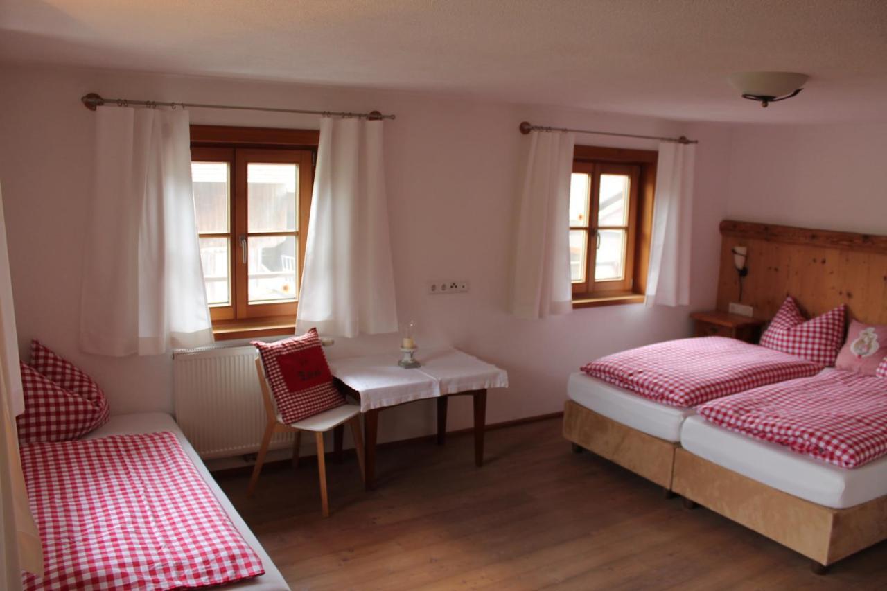 Uhlerhof Apartment Стум Екстериор снимка