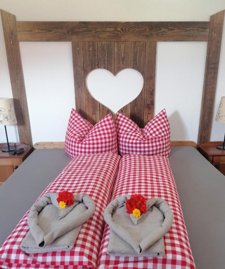Uhlerhof Apartment Стум Екстериор снимка